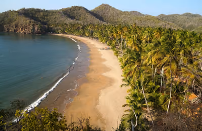 Playa Medina Peninsula Paria.jpg